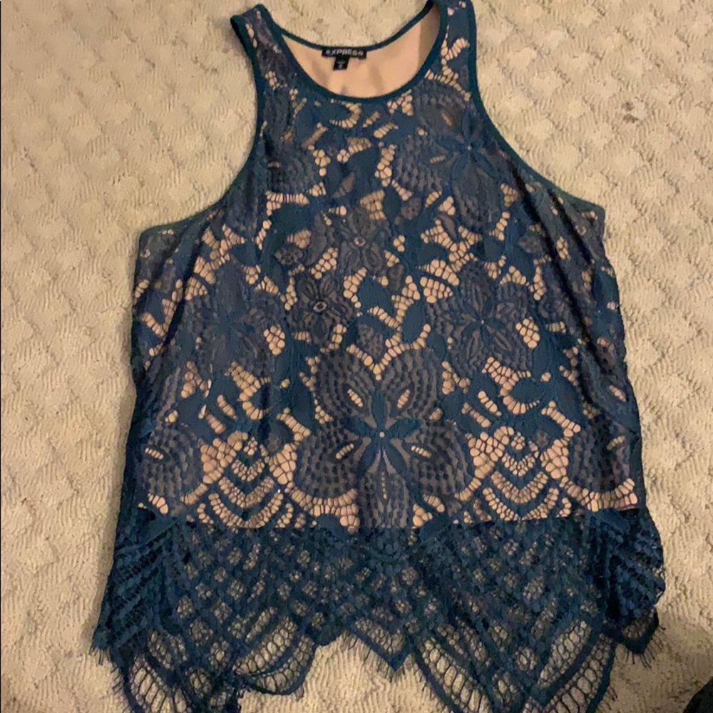 🎄 Express Emerald Green Lace Top 🎄